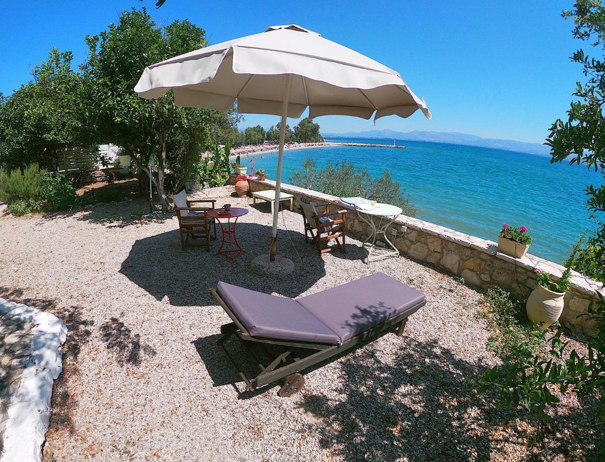 Kiveri 1876 Traditional Seafront Cottage エクステリア 写真
