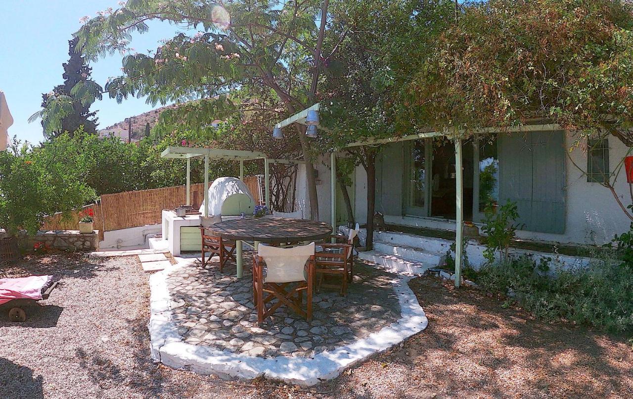 Kiveri 1876 Traditional Seafront Cottage エクステリア 写真