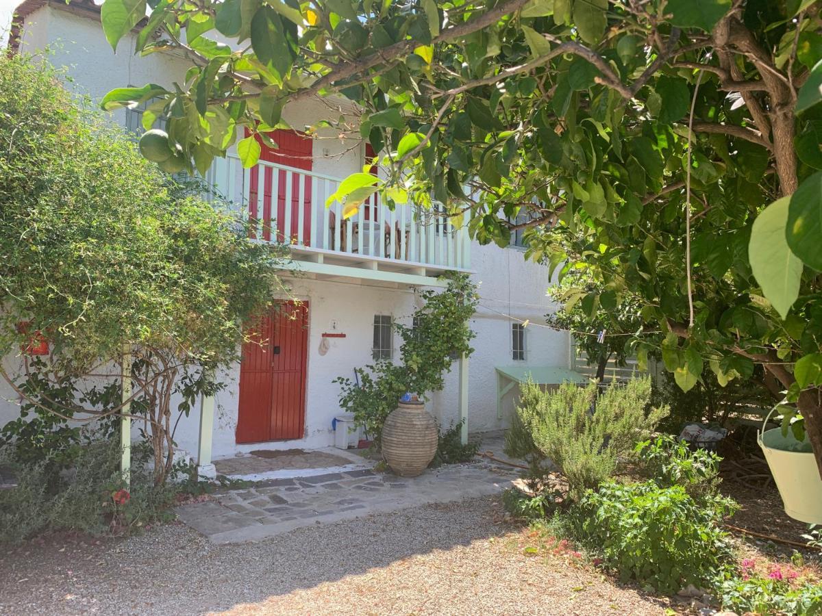 Kiveri 1876 Traditional Seafront Cottage エクステリア 写真
