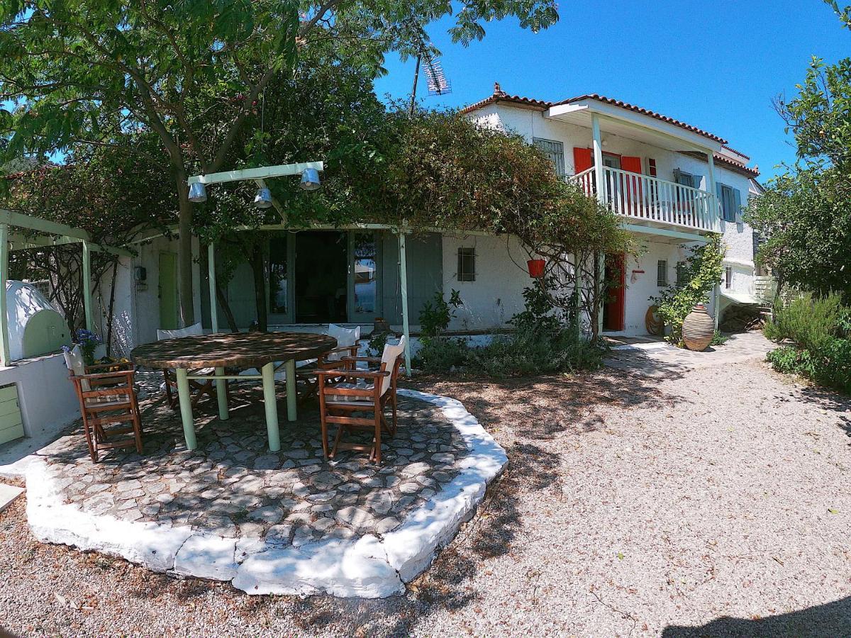 Kiveri 1876 Traditional Seafront Cottage エクステリア 写真
